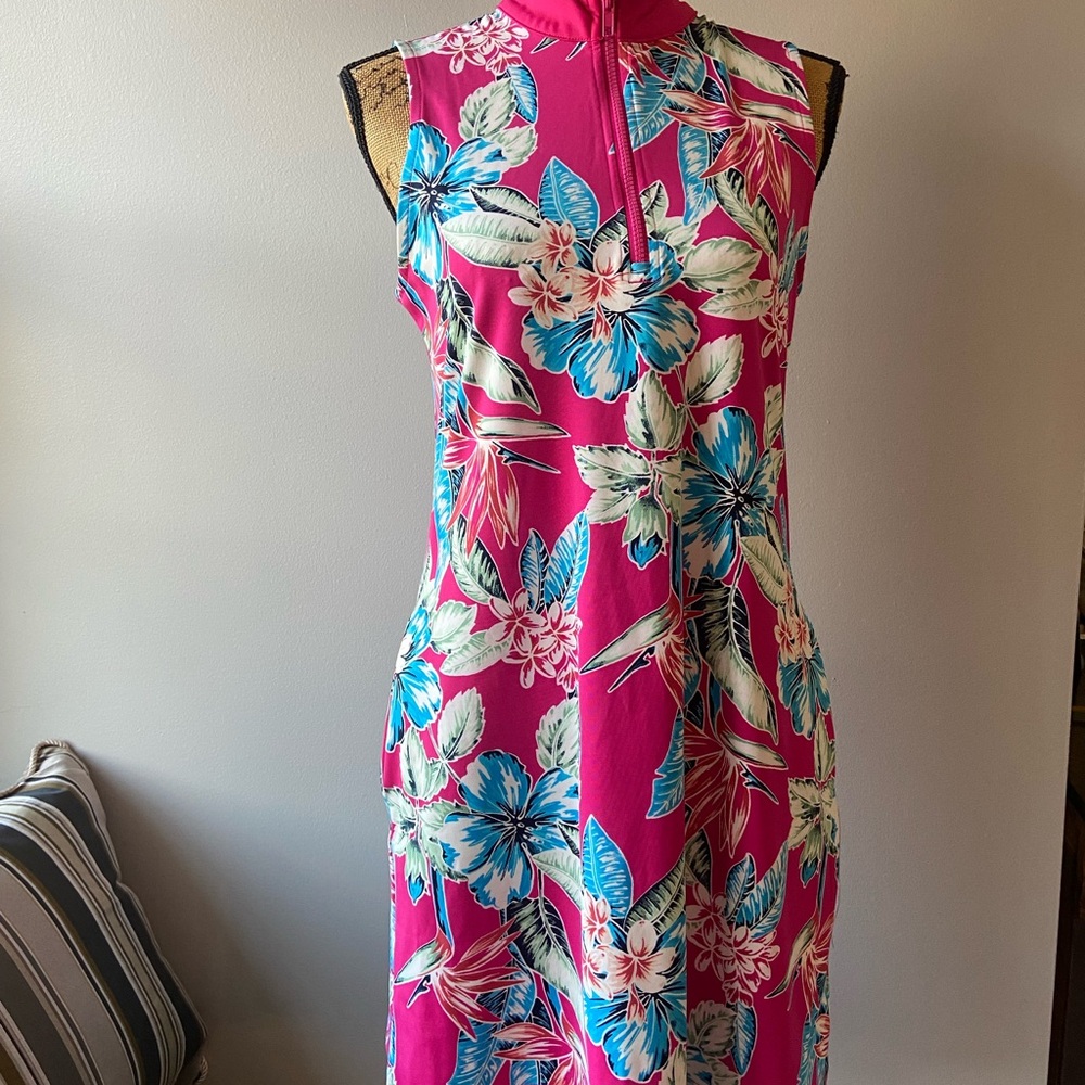 Tommy Bahama Sz M Pink and Blue Floral Women’s Mini Dress - Picture 3 of 11